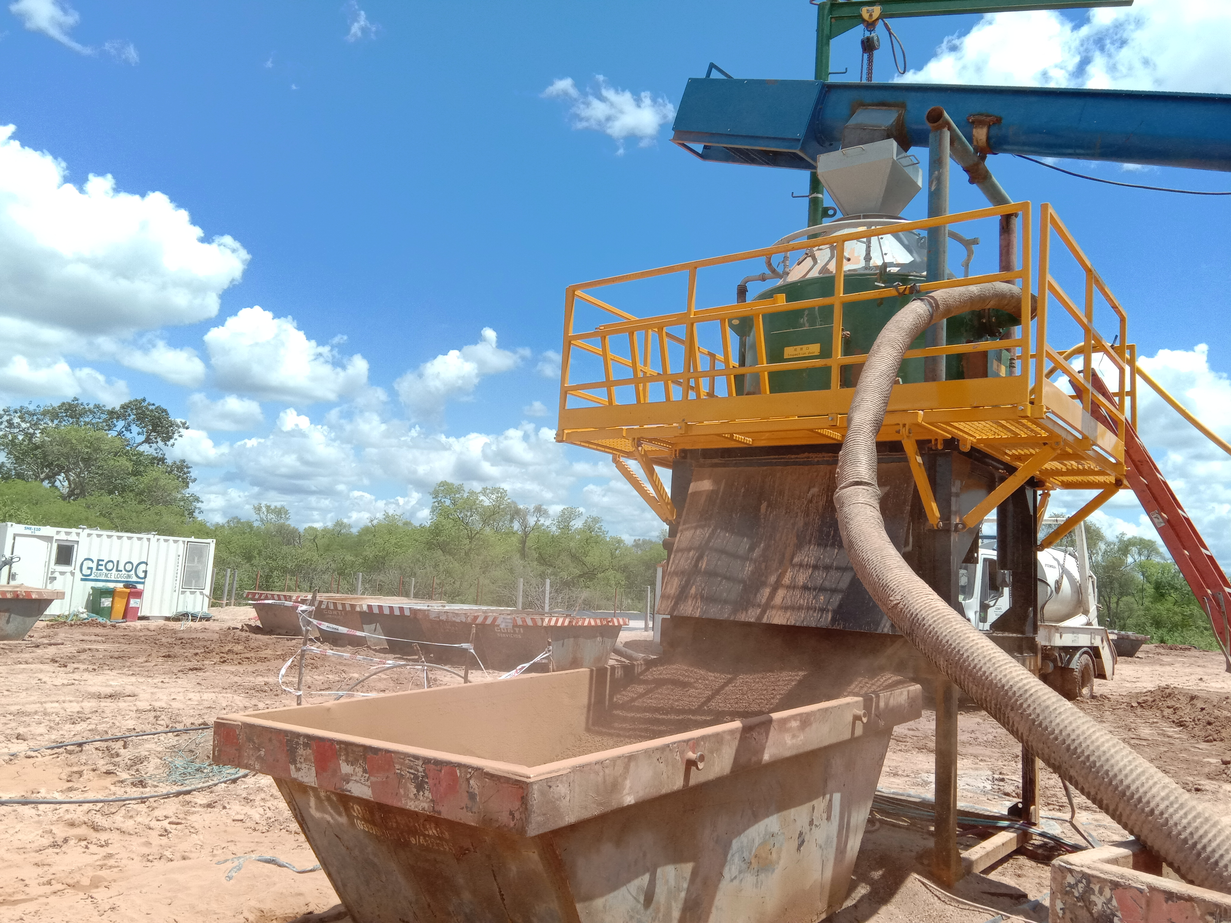 科迅的泥浆不落地设备适用于中大型工地的泥浆处理