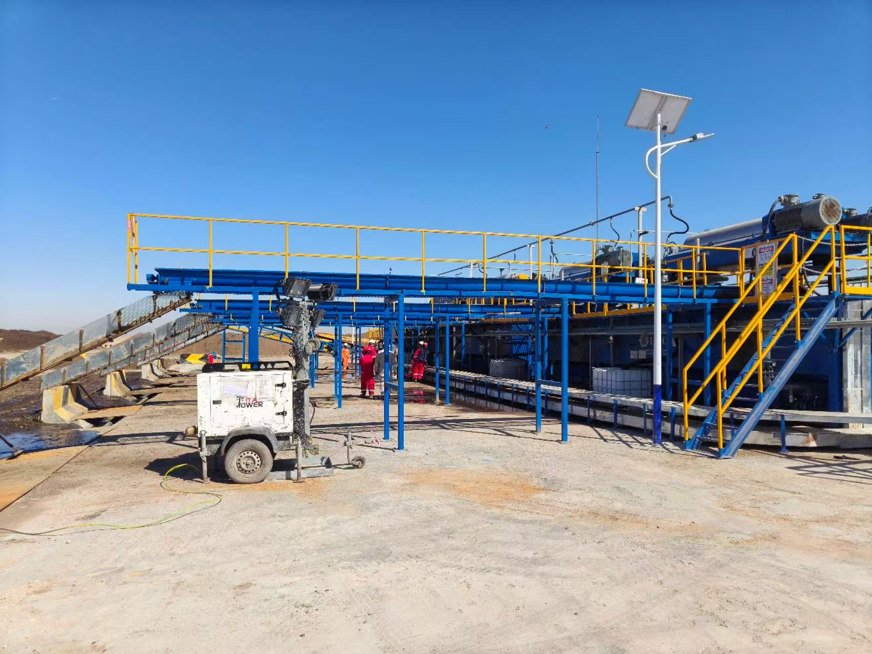 科威特-落地油泥砂处理